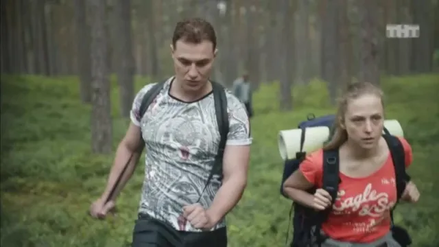 Кадры из сериала Сладкая жизнь (2014)